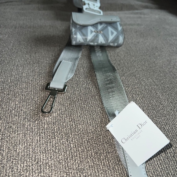 Dior Saddle Strap with Pouch - Picture 3 of 3
